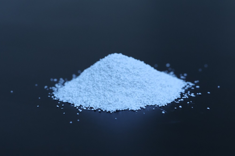 Food-grade granular magnesium oxide
